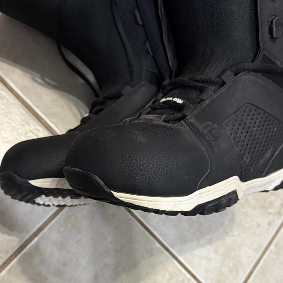 Flow Vega Snowboarding Boots – Black/Orange – Lightly Used - Picture 14 of 15